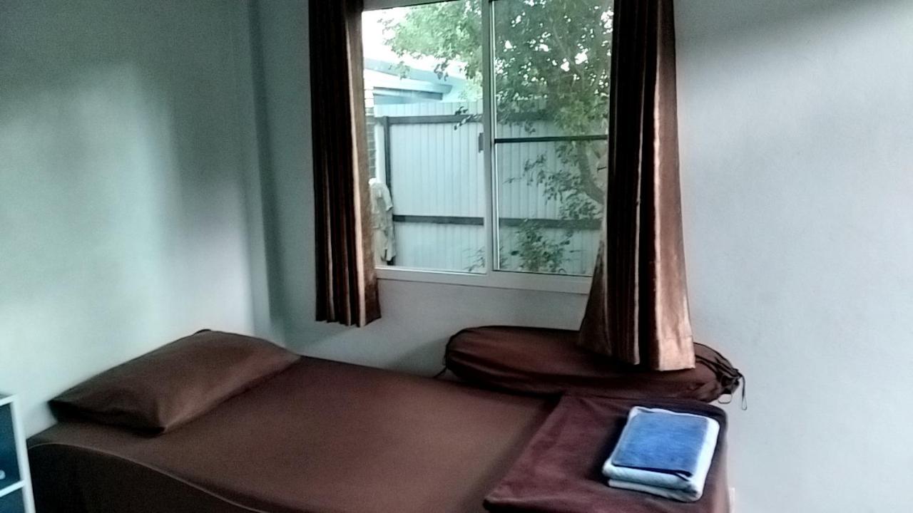 Canaan Guesthouse Kancsanaburi Kültér fotó